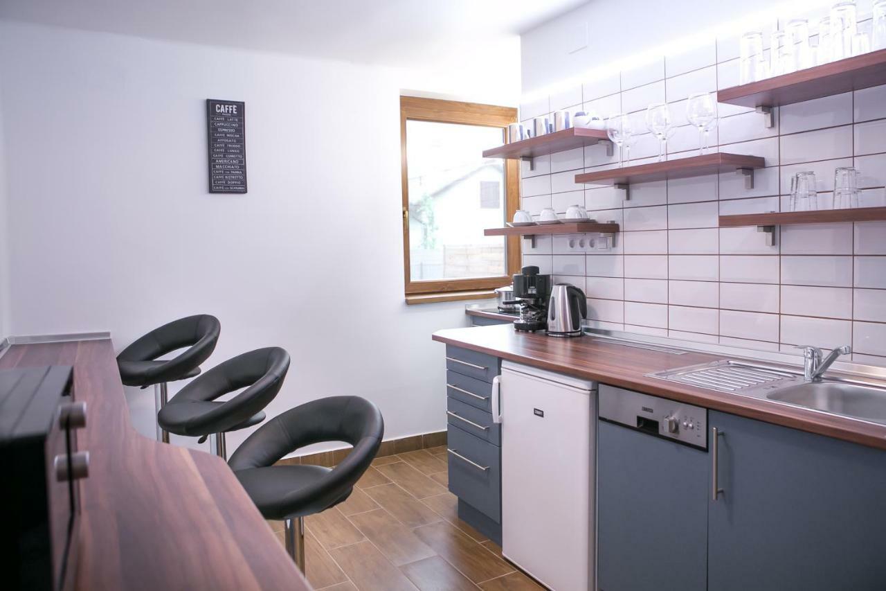 Starlight Apartment Mezőkövesd Extérieur photo