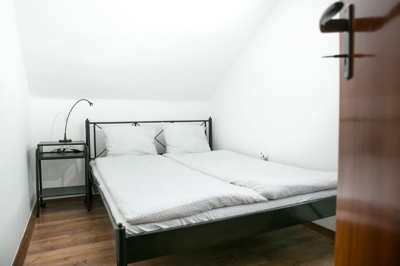 Starlight Apartment Mezőkövesd Extérieur photo